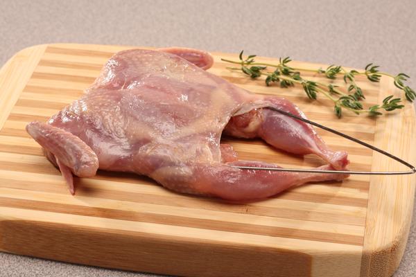 Quail, Marinated, With Pin (Raw)